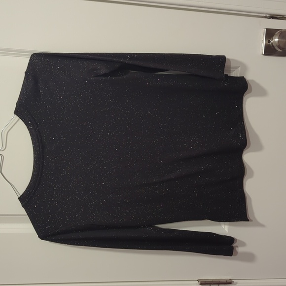 Long sleeve black speckled girls shirt - Picture 2 of 3